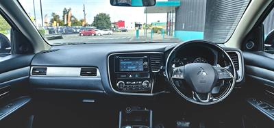 2015 Mitsubishi OUTLANDER - Thumbnail