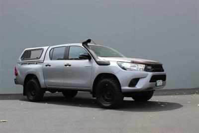 2018 Toyota Hilux - Thumbnail